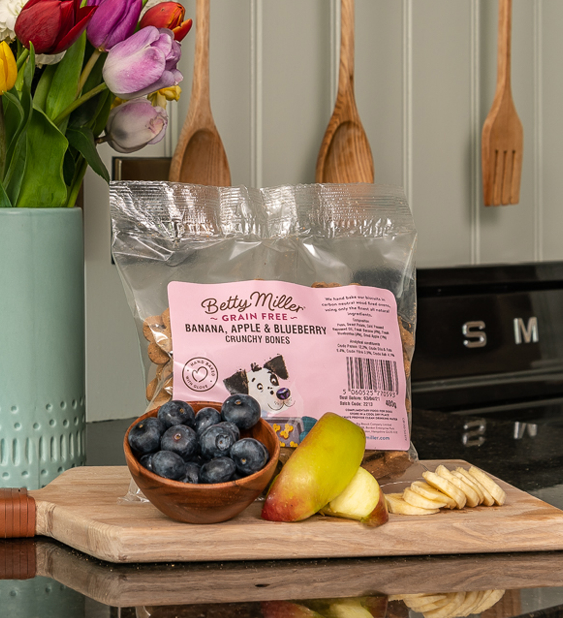 Betty Millers Grain Free Banana Apple and Blueberry Bones for Dogs 400g