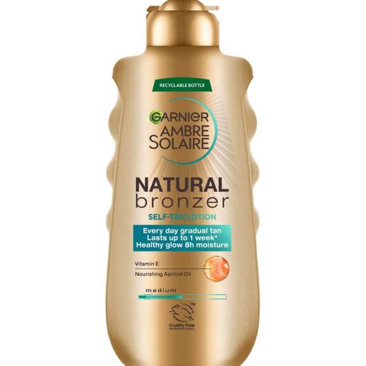 Ambre Solaire Natural Bronzer Self Tan Tanning Lotion 175ml