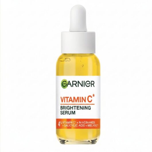 Garnier Brightening Serum 4% Vitaminc C Niacinamide & Salicylic Acid Anti Dark Spots 30ml