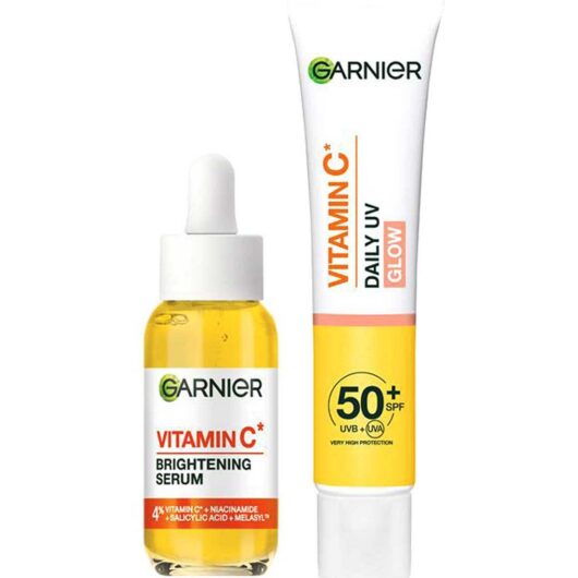 Garnier Vitamin C Serum 30Ml & Daily Uv Fluid Spf50+ Glow 40Ml Duo