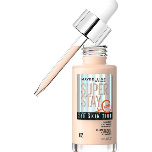 Maybelline Super Stay Up To 24H Skin Tint Foundation + Vitamin C* - Shade 03