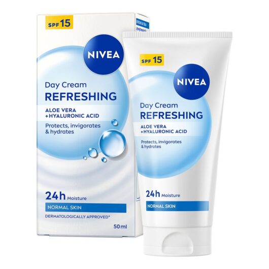 Nivea 24H Moisture Refreshing Day Cream With Vitamin E For Normal Skin Spf15 50ml