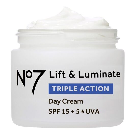 No7 Lift & Luminate Triple Action Day Cream Spf 15 50ml