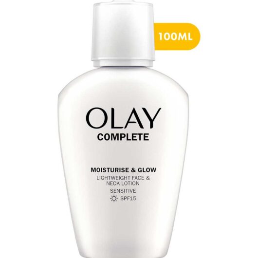 Olay Complete 3In1 Day Fluid Moisturiser For Sensitive Skin 100Ml Spf15