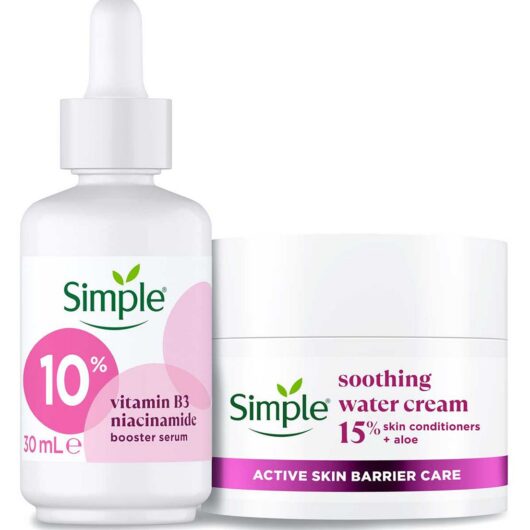 Simple Active Barrier Smoothing Moisturiser And Serum Bundle