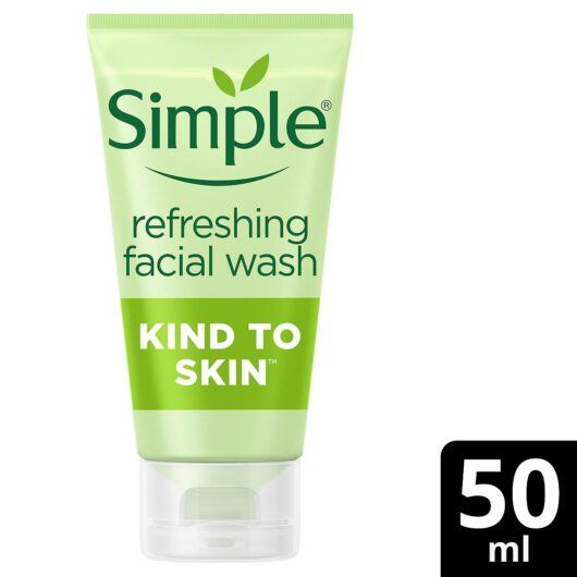 Simple Kind To Skin Refreshing Facial Wash 50ml