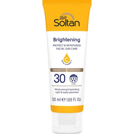 Soltan Protect & Moisturise Brightening Facial Suncare Lotion With Vitamin C Spf30 50ml