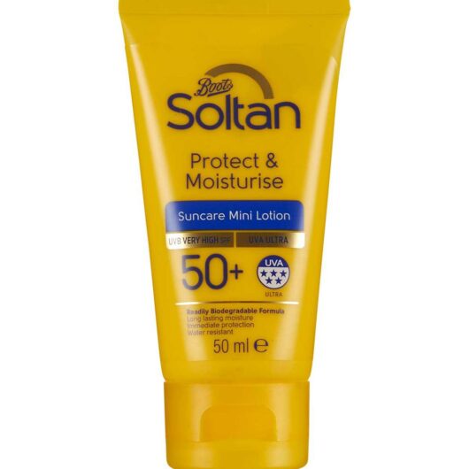 Soltan Protect & Moisturise Mini Suncare Lotion Spf50+ 50ml