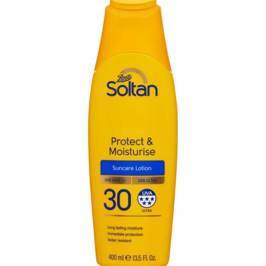 Soltan Protect & Moisturise Suncare Lotion Spf30 400ml