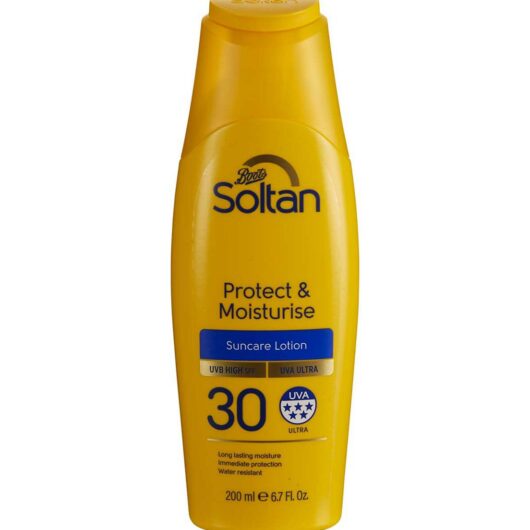 Soltan Protect & Moisturise Suncare Lotion Spf30200 ml, 200ml