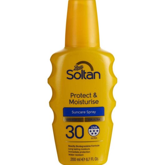 Soltan Protect & Moisturise Suncare Spray Spf30200 ml, 200ml