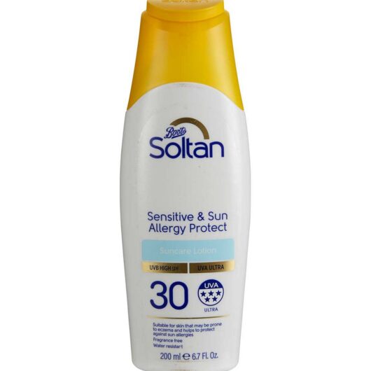 Soltan Sensitive & Sun Allergy Protect Suncare Lotion Spf30200 ml, 200ml